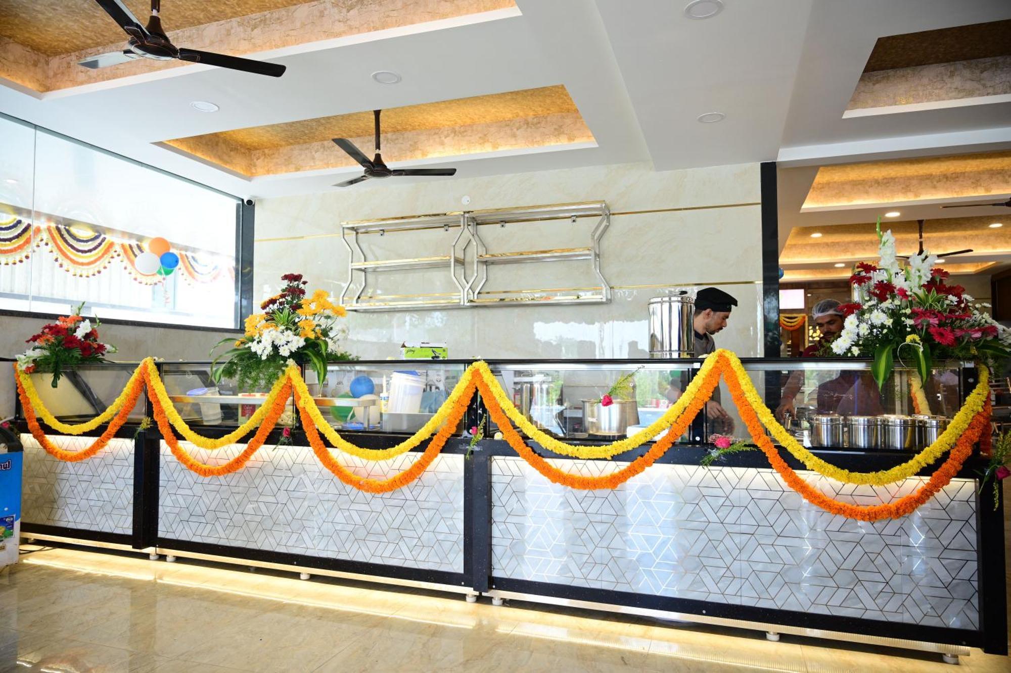 Hotel Dwaraka Kaglipur Exterior foto